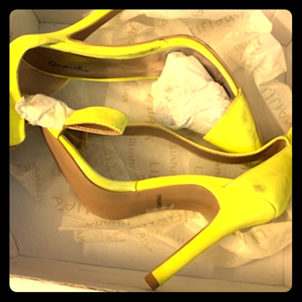 Shoes in Bulk